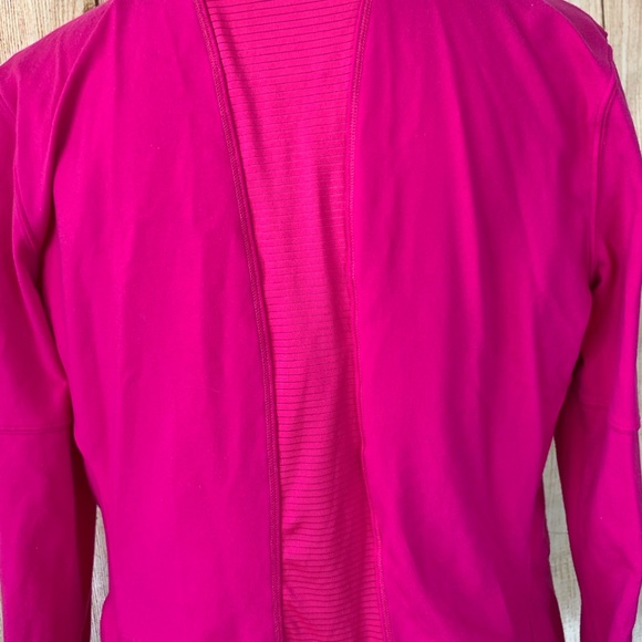 The North Face Large Pink LightWeight ZipUp Jacket - Picture 8 of 16